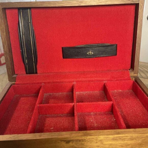 Vintage Royal London Mens Dresser Box Valet  Modern Style Wood Brown Red - Picture 2 of 9